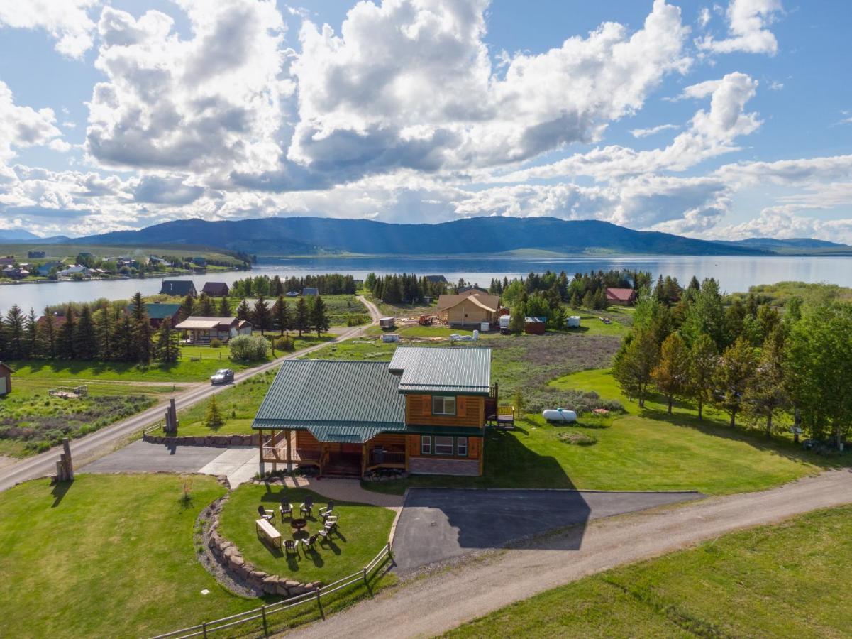Henrys Hawk By Kabino Henrys Lake Hot Tub Firepit Pool Table Mtn & Water Views Wifi Satellite Fishing Trails Island Park Esterno foto